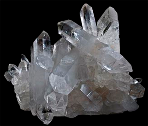 Cristais que irão elevar o nível das suas leituras de tarô - Quartzo transparente